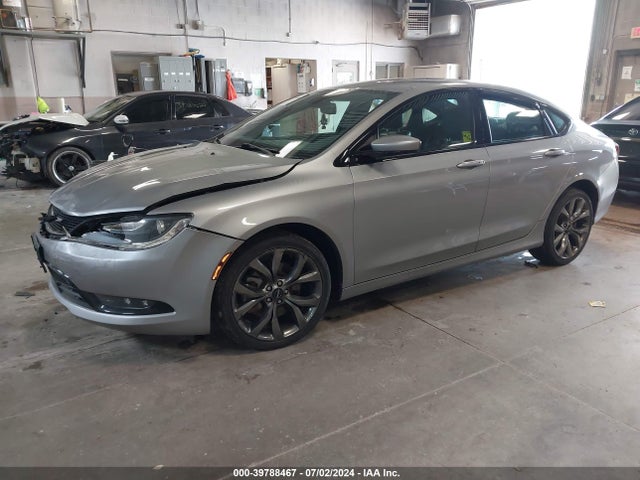 1C3CCCDGXFN620383 Chrysler 200 S