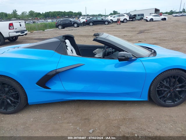 Chevrolet Corvette Stingray Rwd  2lt 2023 1G1YB3D48P5113597 Image 13