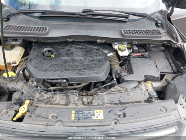 1FMCU9GX8FUA53115 Ford ESCAPE SE
