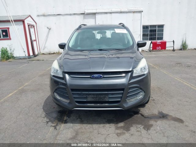1FMCU9GX8FUA53115 Ford ESCAPE SE