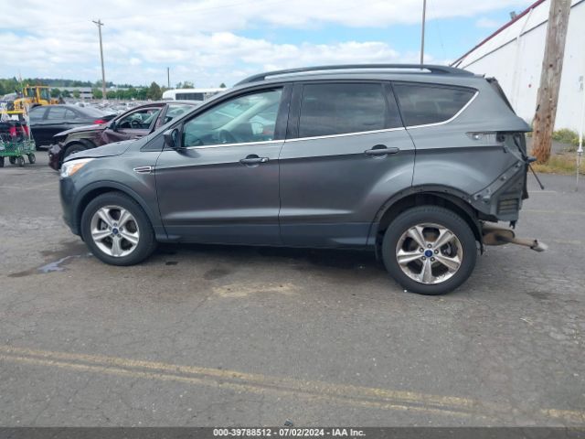 1FMCU9GX8FUA53115 Ford ESCAPE SE