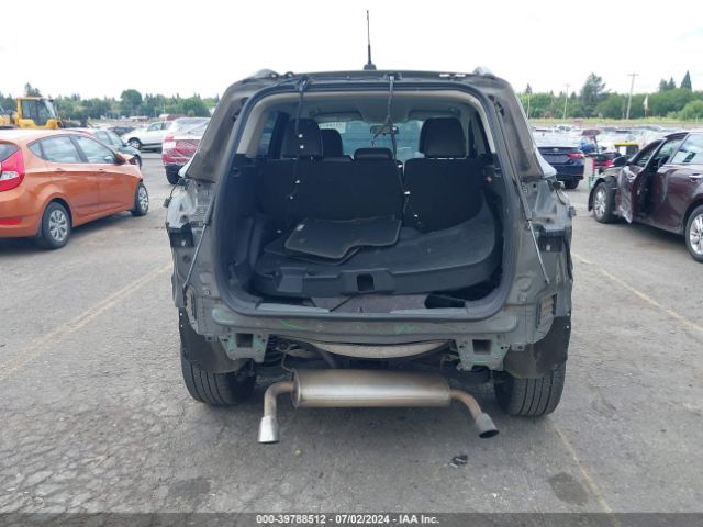 1FMCU9GX8FUA53115 Ford ESCAPE SE