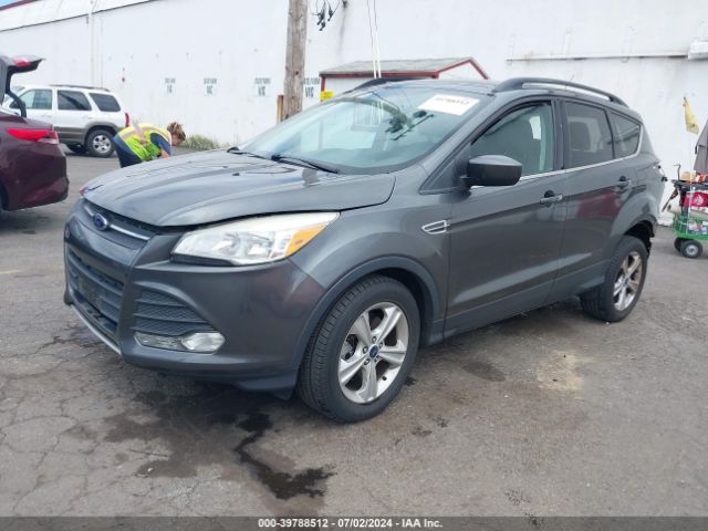 1FMCU9GX8FUA53115 Ford ESCAPE SE