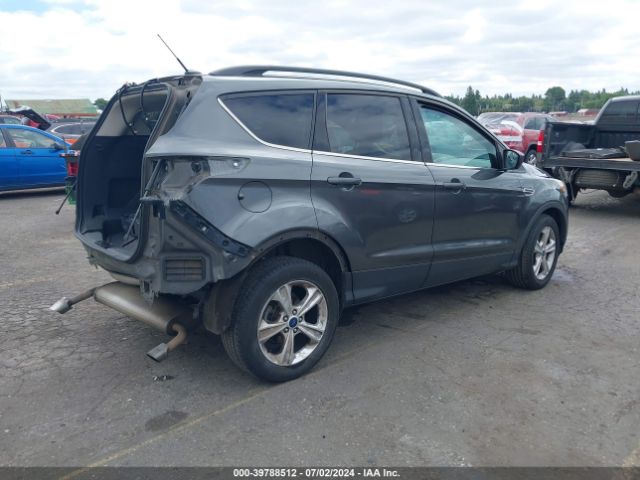 1FMCU9GX8FUA53115 Ford ESCAPE SE