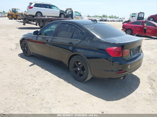 WBA3B1G52ENN90482 BMW 320i