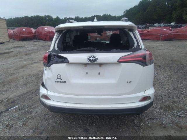 JTMZFREV2GD089992 Toyota RAV4 LE
