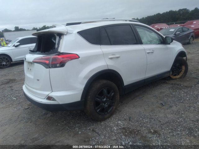 JTMZFREV2GD089992 Toyota RAV4 LE