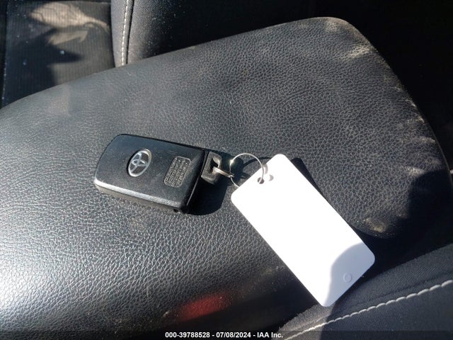 Toyota Rav4 Xle 2018 2T3RFREVXJW769228 Image 11