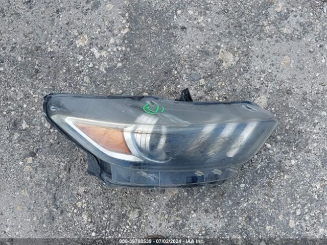 1FA6P8AM5F5374143 Ford Mustang V6
