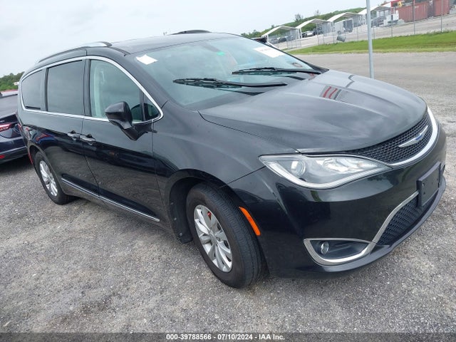 Chrysler Pacifica Touring L 2019 2C4RC1BG3KR698272 Image 1