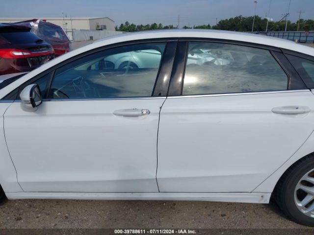 3FA6P0H71FR145120 Ford FUSION SE
