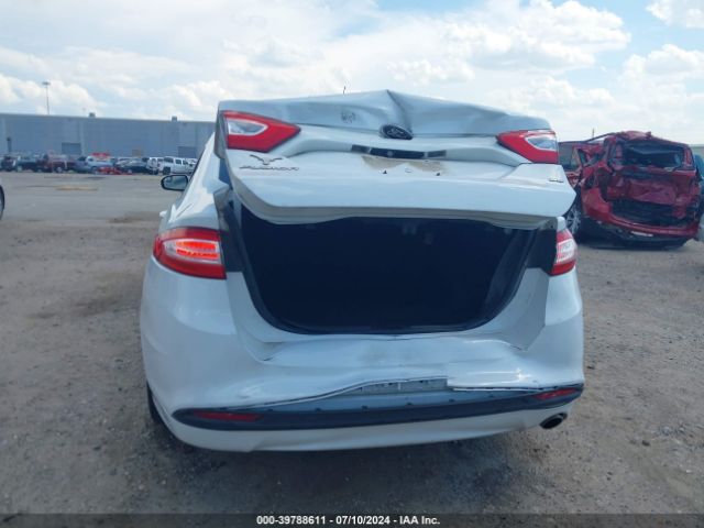 3FA6P0H71FR145120 Ford FUSION SE