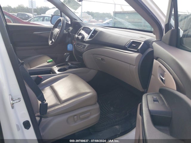 Honda Ridgeline Rtl-t 2018 5FPYK2F68JB001539 Image 5