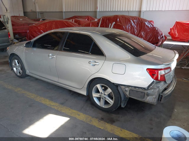 Toyota CAMRY SE 2014 4T1BF1FK6EU330694 Image 3