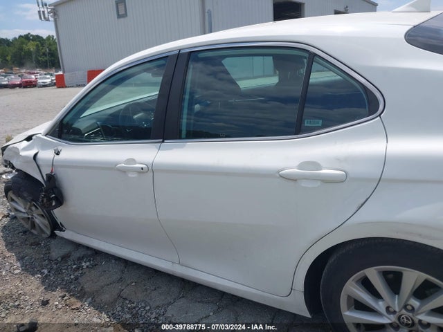 Toyota CAMRY LE 2021 4T1C11AK2MU591846 Image 14