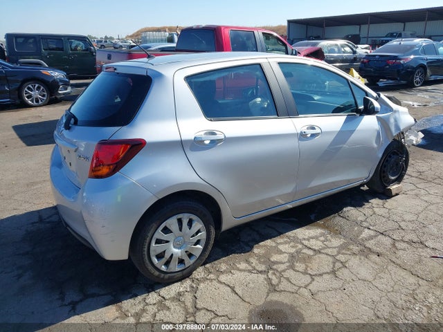 Toyota YARIS L 2017 VNKKTUD35HA080498 Image 4