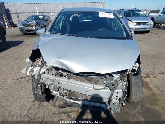 Toyota YARIS L 2017 VNKKTUD35HA080498 Image 6