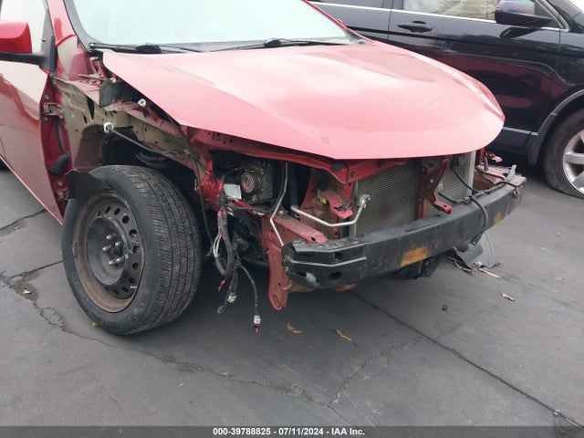 Toyota COROLLA LE 2018 5YFBURHE0JP816912 Image 6