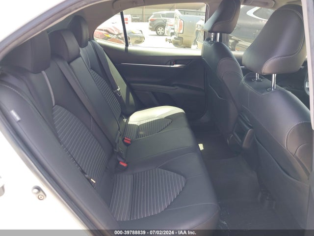 Toyota CAMRY SE 2018 JTNB11HK7J3006231 Image 8
