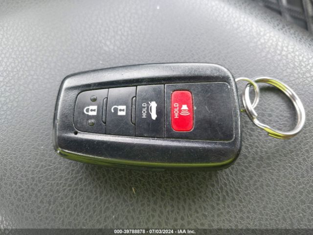 4T1L11AK3LU972877 Toyota CAMRY LE