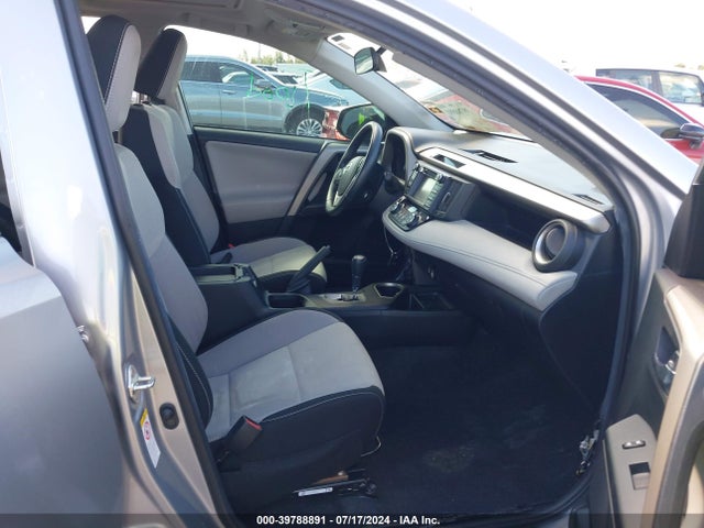 Toyota Rav4 Xle 2018 2T3WFREV8JW521336 Image 5