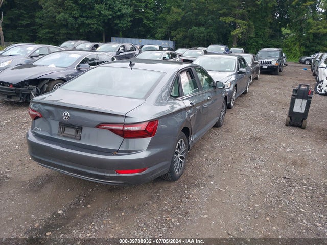 3VWC57BU2MM070185 Volkswagen Jetta 1.4t R-line/1.4t S/1.4t Se