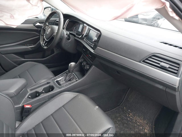 3VWC57BU2MM070185 Volkswagen Jetta 1.4t R-line/1.4t S/1.4t Se