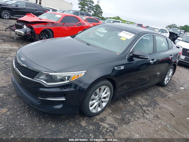 KIA Optima Lx 2017 5XXGT4L39HG138469 Image 2