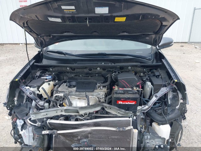 Toyota Rav4 Xle 2017 JTMWFREV8HJ703272 Image 10