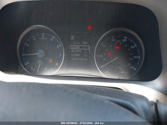 Toyota Rav4 Xle 2018 JTMRFREV4JJ217321 Image 7