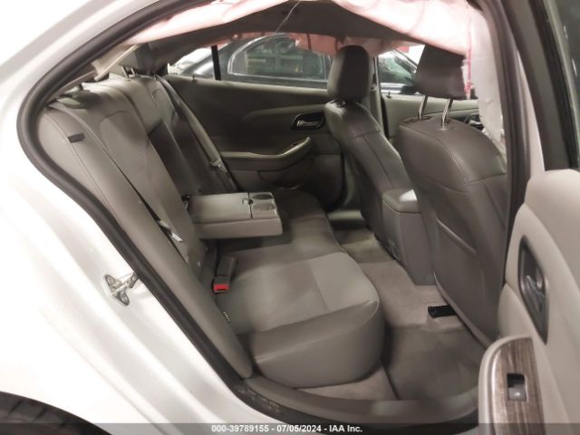 1G11D5SLXFU116829 Chevrolet MALIBU 2LT