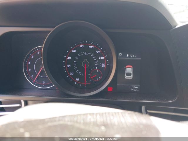 KMHLM4AG8NU353375 Hyundai ELANTRA SEL