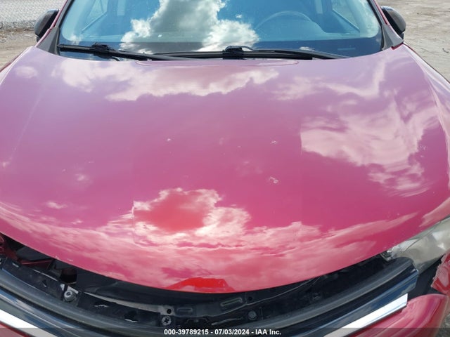 Toyota RAV4 LE 2018 2T3ZFREV3JW470499 Image 10