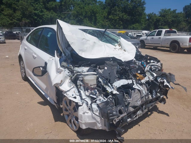 Toyota COROLLA LE 2022 5YFEPMAE3NP333633 main image