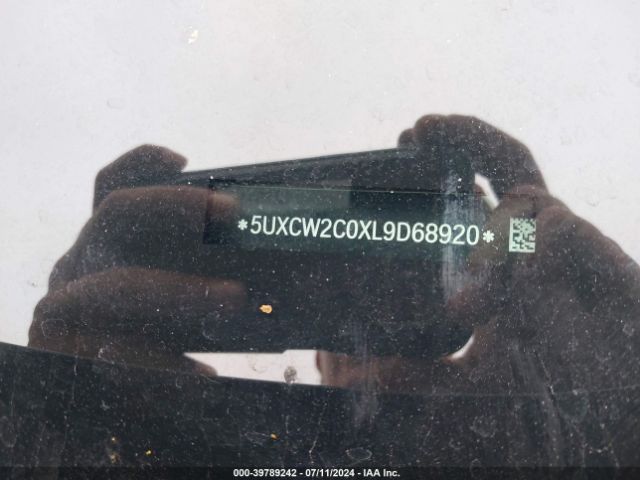 5UXCW2C0XL9D68920 BMW X7 Xdrive40i