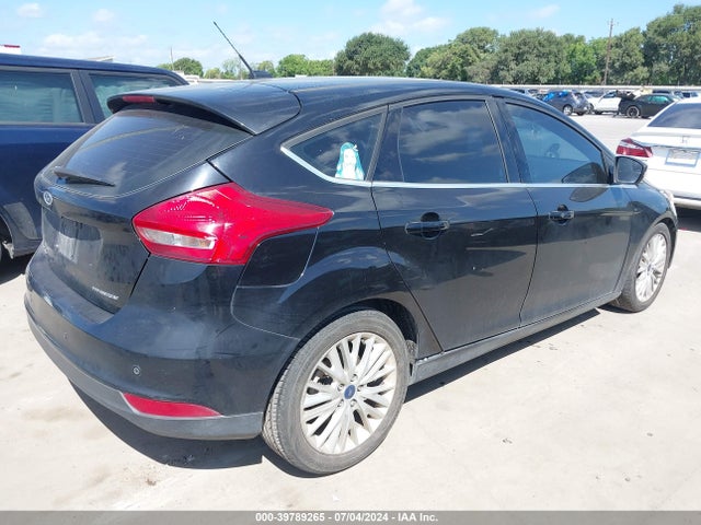 Ford Focus Titanium 2018 1FADP3N2XJL231826 Image 4