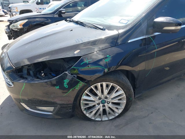 Ford Focus Titanium 2018 1FADP3N2XJL231826 Image 6