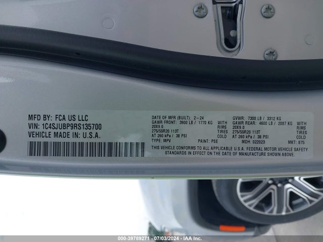 1C4SJUBP9RS135700 Jeep Wagoneer Series Ii 4x2
