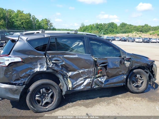 Toyota RAV4 LE 2015 2T3ZFREV1FW203112 Image 13