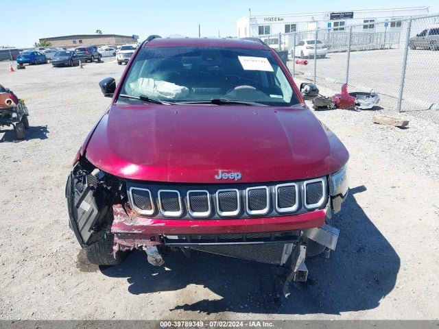 3C4NJDBB3NT118465 Jeep Compass Latitude 4x4