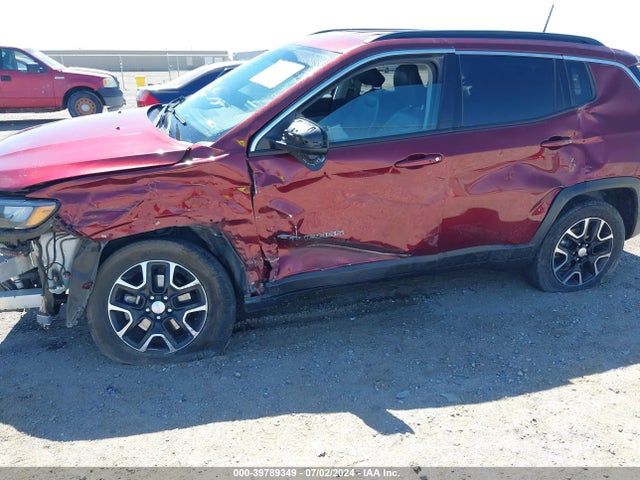 3C4NJDBB3NT118465 Jeep Compass Latitude 4x4