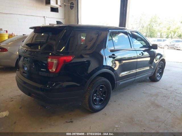 Ford Police Interceptor Utility 2018 1FM5K8AR5JGB12759 Image 4