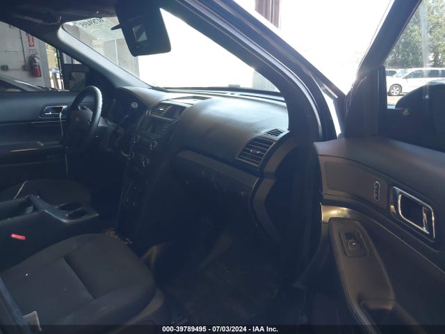 Ford Police Interceptor Utility 2018 1FM5K8AR5JGB12759 Image 5
