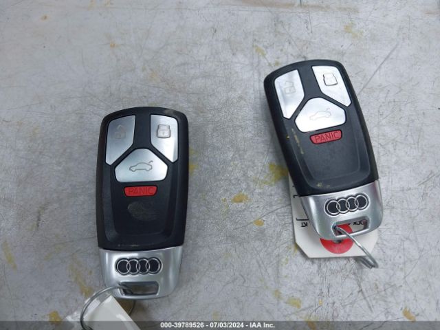 WA1LAAF75JD037795 Audi Q7 3.0t Premium