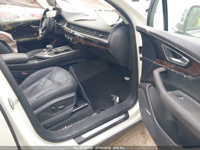 WA1LAAF75JD037795 Audi Q7 3.0t Premium
