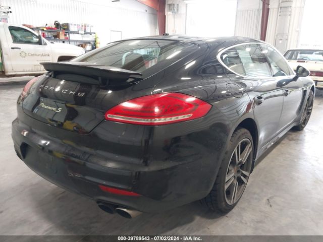 WP0AD2A70FL040912 Porsche Panamera E-hybrid S