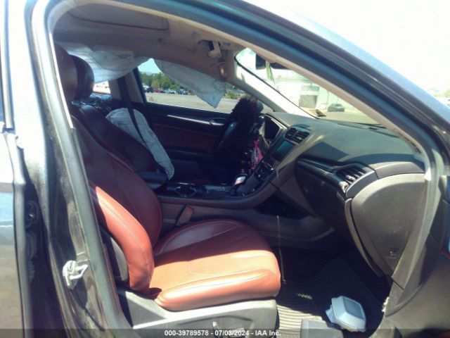 3FA6P0T93GR183068 Ford FUSION SE