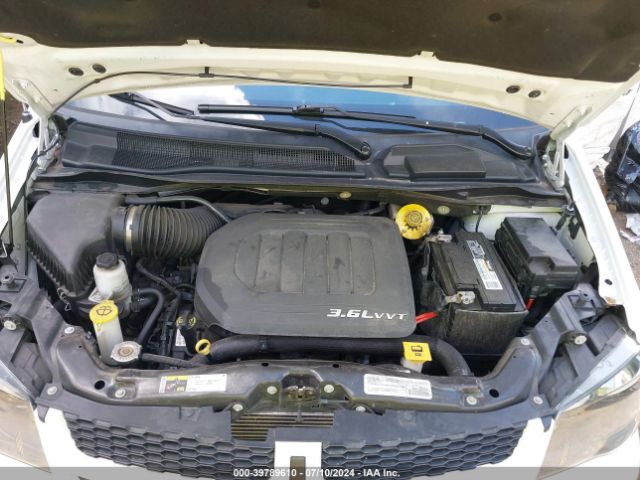 2C4RDGEG0HR760618 Dodge Grand Caravan Gt