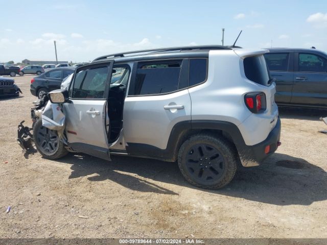 ZACCJBCB1JPH12175 Jeep Renegade Trailhawk 4x4