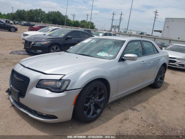 2C3CCABG2PH565462 Chrysler 300 300s